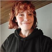 Franco américaine, bilingue de naissance, offre des cours particuliers d'anglais pour enfants et adolescents au